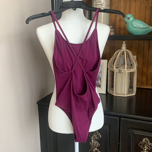 New Lemon & Bloom Bodysuit - Picture 2 of 3